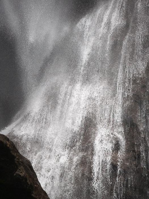 CA - L 7394 Milford Sound NZ