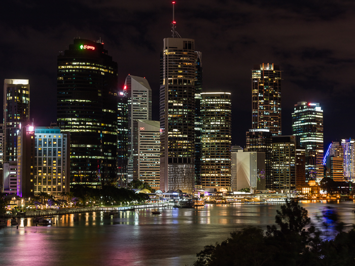 CA - M 09083 Brisbane Skyline