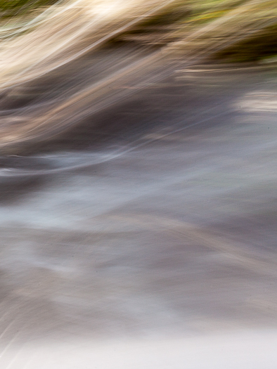 SE - L 35614 Mossman Gorge