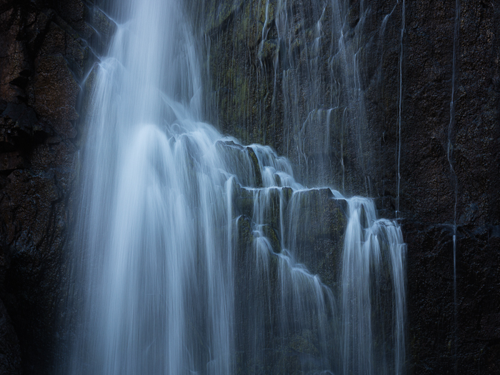 CA - L 81018 MacKenzie Falls Grampian Mtns